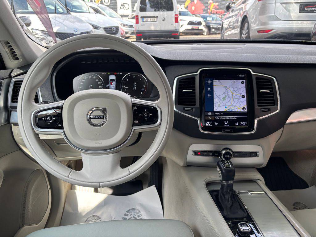 Volvo XC90 D5/2019/MOMENTUM.DPH.ZÁRUKA 12
