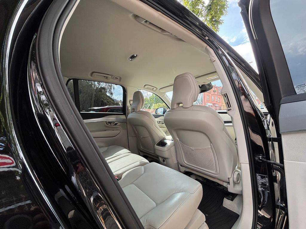 Volvo XC90 D5/2019/MOMENTUM.DPH.ZÁRUKA 12