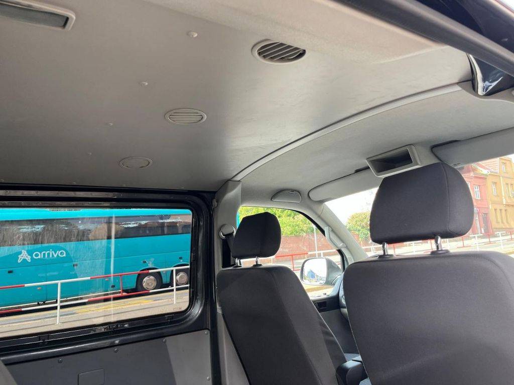 Volkswagen T5 Transporter 2.0TDI/103kW2010/CZ/8MÍST/1.MA