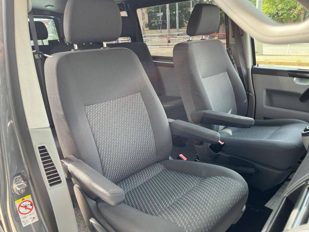 Volkswagen T5 Transporter 2.0TDI/103kW2010/CZ/8MÍST/1.MA