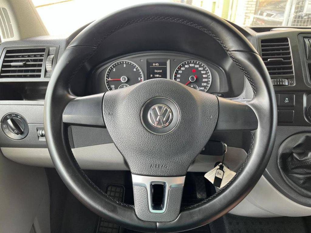 Volkswagen T5 Transporter 2.0TDI/103kW2010/CZ/8MÍST/1.MA