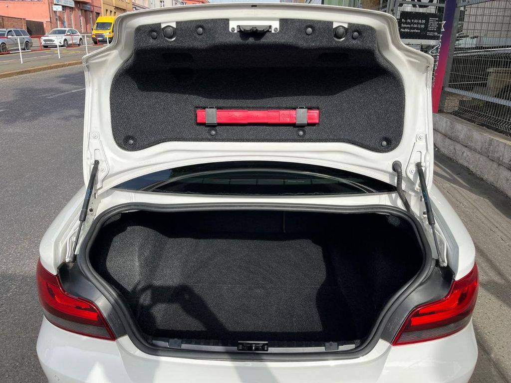 BMW 1er M Coupe 123D-150KW/2013/M-PACKET,S.KNI