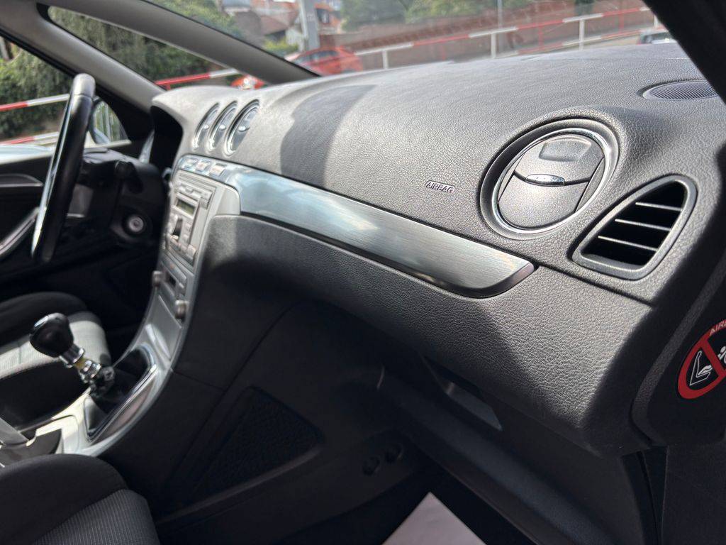 Ford S-Max 1.8TDCi/2007/7MÍST,2MAJ,SERVIS