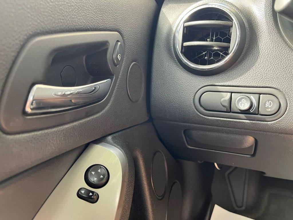 Pontiac G6 3.9V6-GTP/2006/AT.179KW