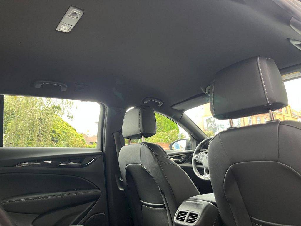 Opel Insignia 2.0CDTi/128KW/2021/SPORTS TOURER/1M-ZÁRUKA12MĚS