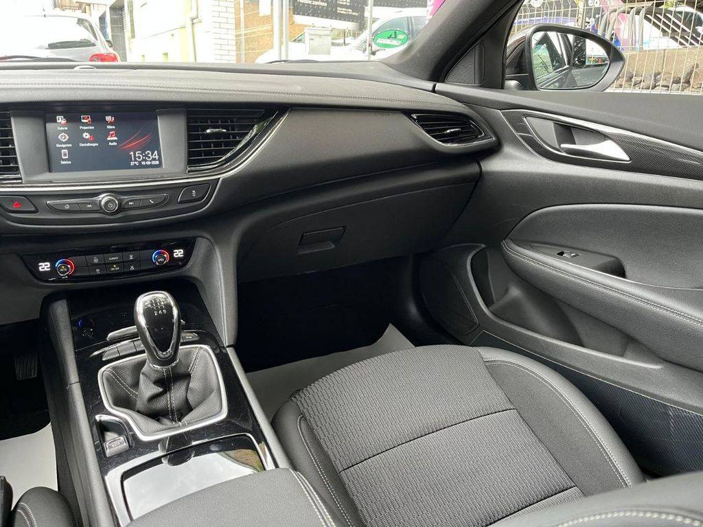 Opel Insignia 2.0CDTi/128KW/2022/SPORTS TOURER/1M-ZÁRUKA12MĚS