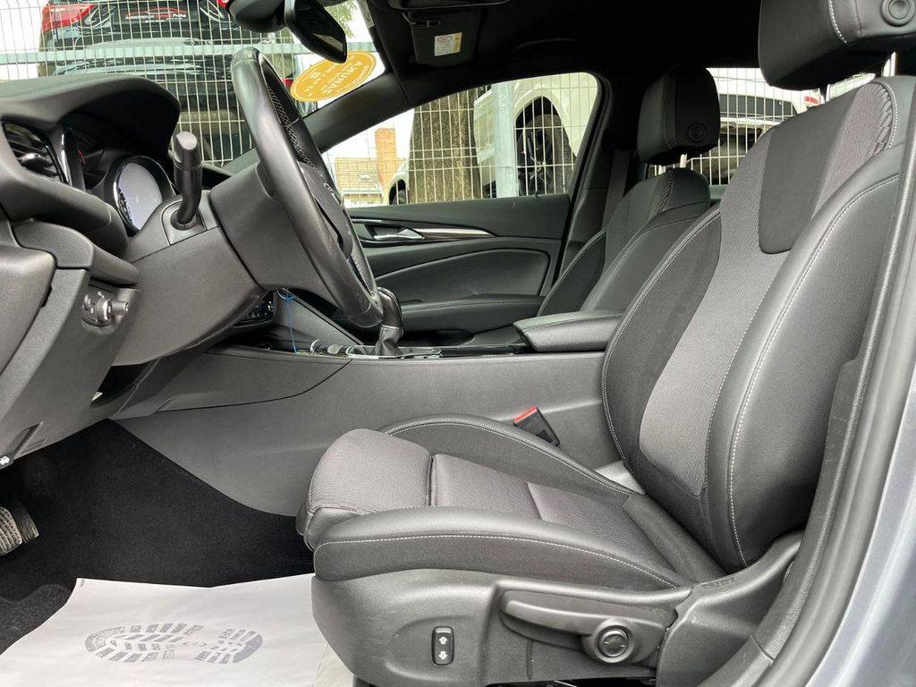 Opel Insignia 2.0CDTi/128KW/2022/SPORTS TOURER/1M-ZÁRUKA12MĚS