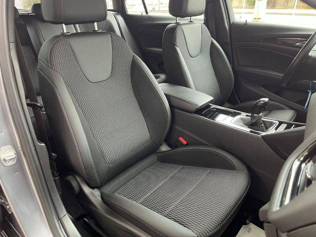Opel Insignia 2.0CDTi/128KW/2022/SPORTS TOURER/1M-ZÁRUKA12MĚS