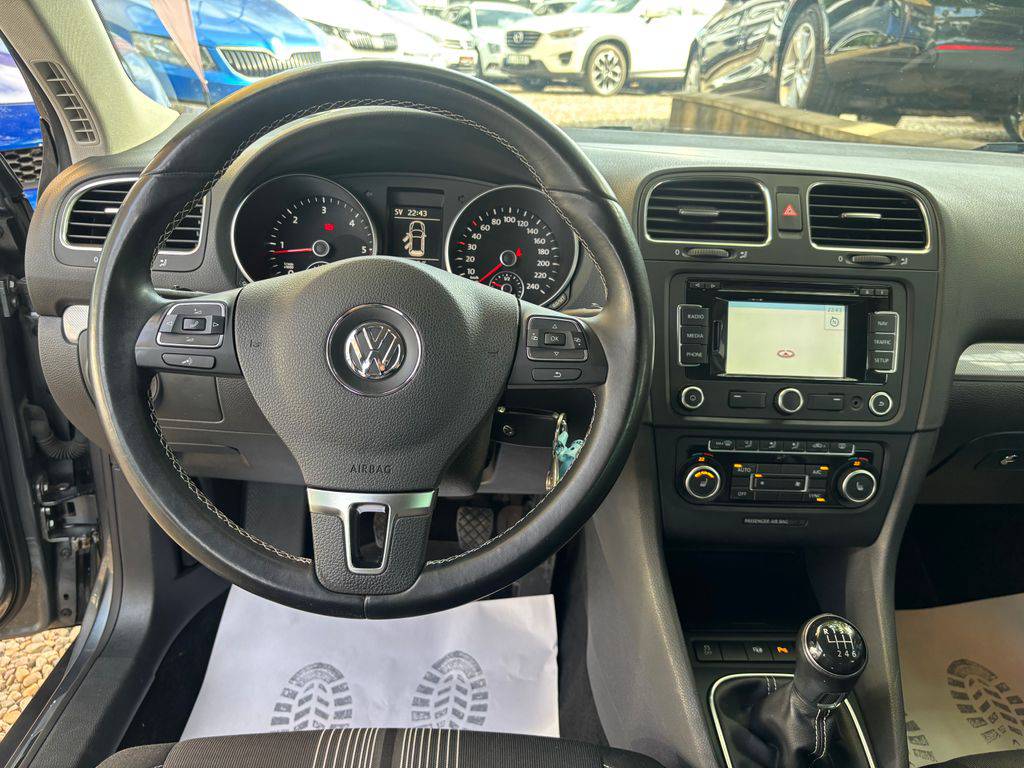 Volkswagen Golf 2.0TDi/2013/MATCH EDITION/2.M-tažné záruka12