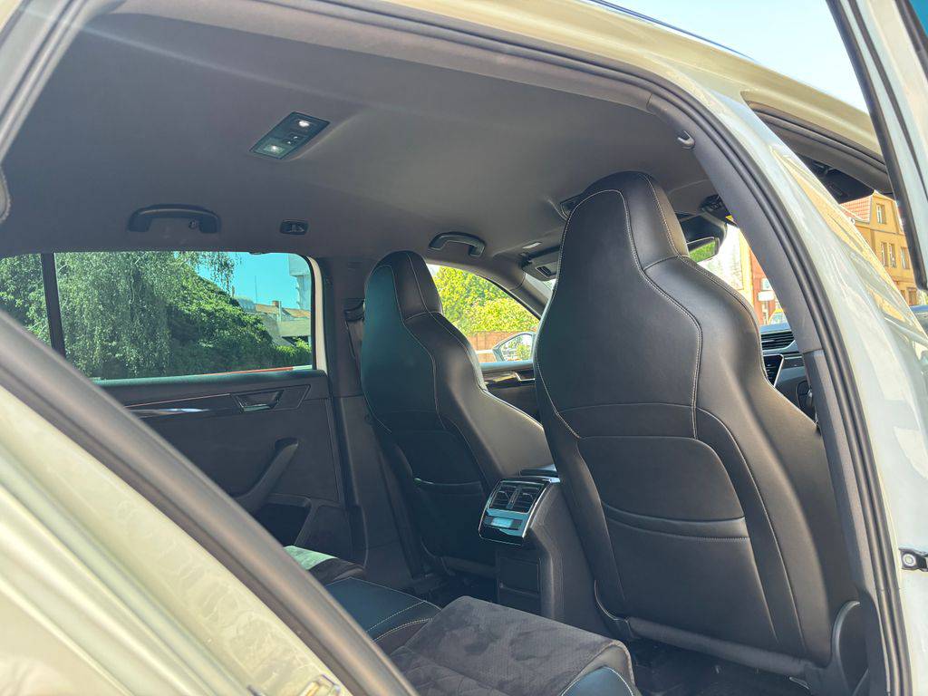 Škoda Superb 2.0TDI-SPORTLINE.4x4.AT.ZÁRUKA 12