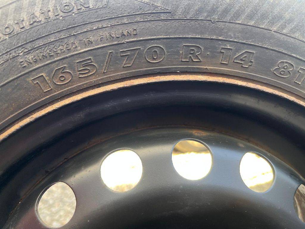 Škoda Felicia sada kol 4x100 ET35 5Jx14 pneu