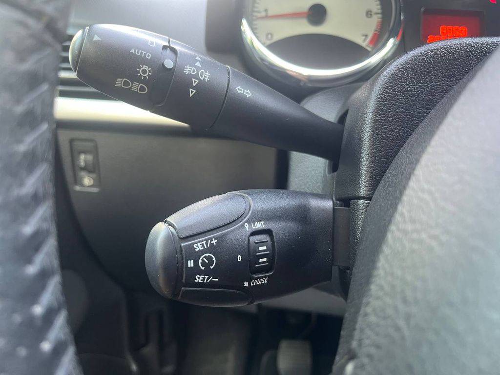 Peugeot 207 1.6i 80KW/2007/PANORAMA-KŮŽE