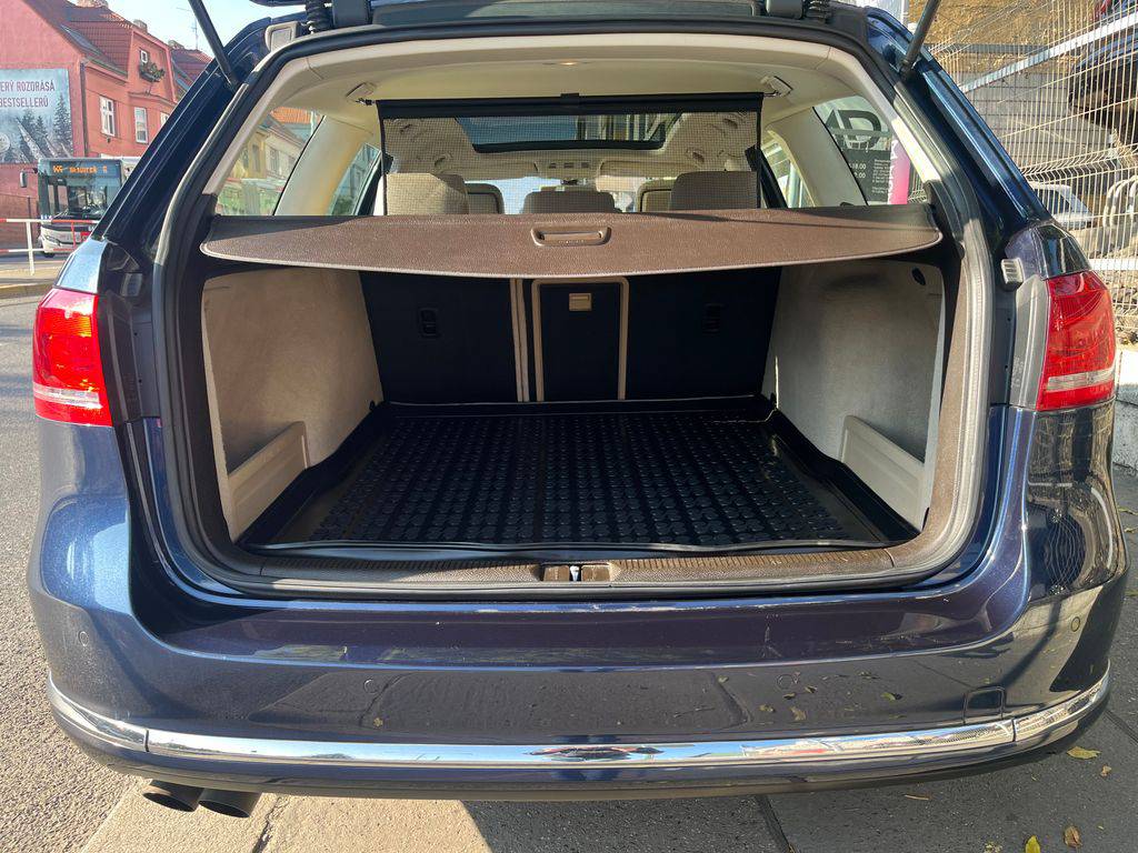 Volkswagen Passat 2.0TDi.4X4.MAN6.HIGHLINE.KŮŽE