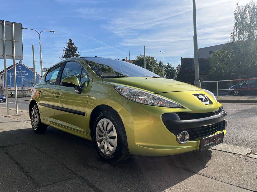 Peugeot 207 1.6i 80KW/2007/PANORAMA-KŮŽE