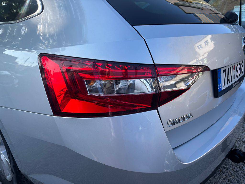 Škoda Superb 2.0TDI-110KW.DSG.TAŽNÉ-ZÁRUKA 12
