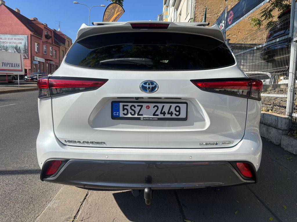 Toyota Highlander 2.5HEV e-CVT.CZ.DPH.PRESTIGE.1M-ZÁRUKA