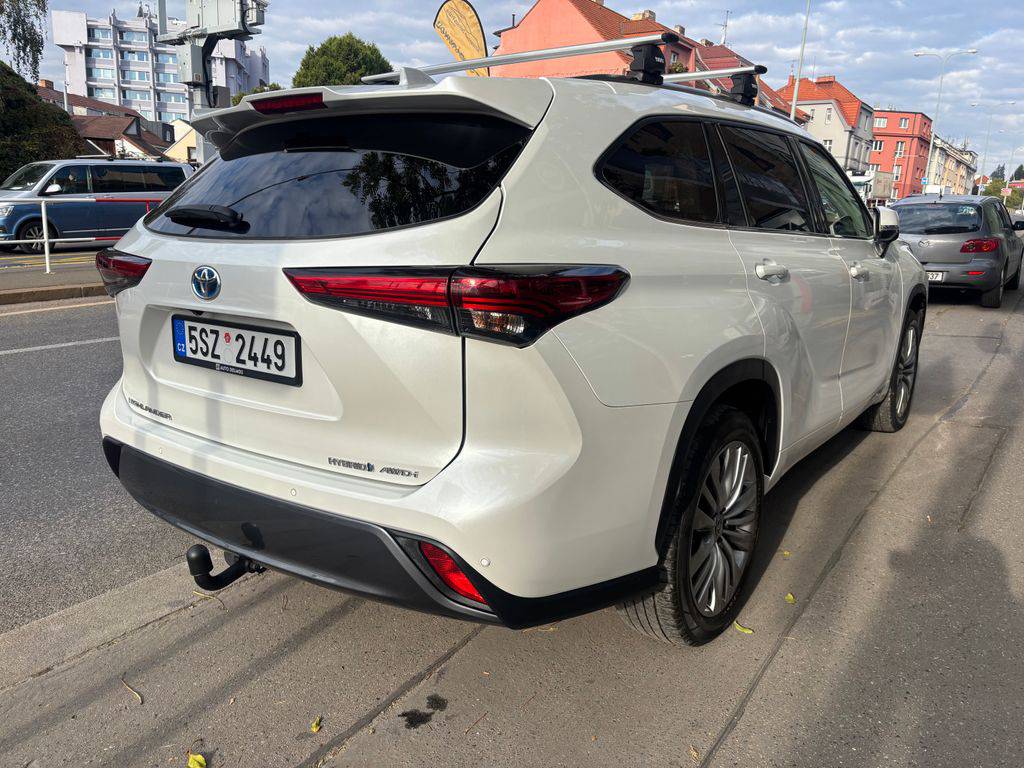 Toyota Highlander 2.5HEV e-CVT.CZ.DPH.PRESTIGE.1M-ZÁRUKA