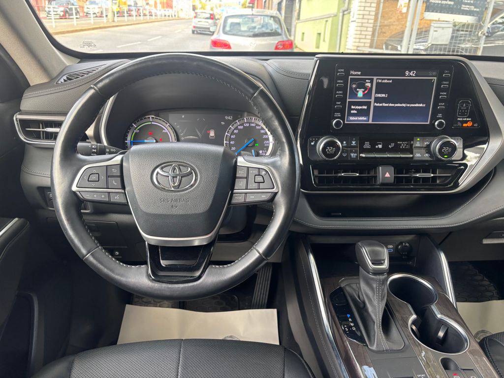 Toyota Highlander 2.5HEV e-CVT.CZ.DPH.PRESTIGE.1M-ZÁRUKA