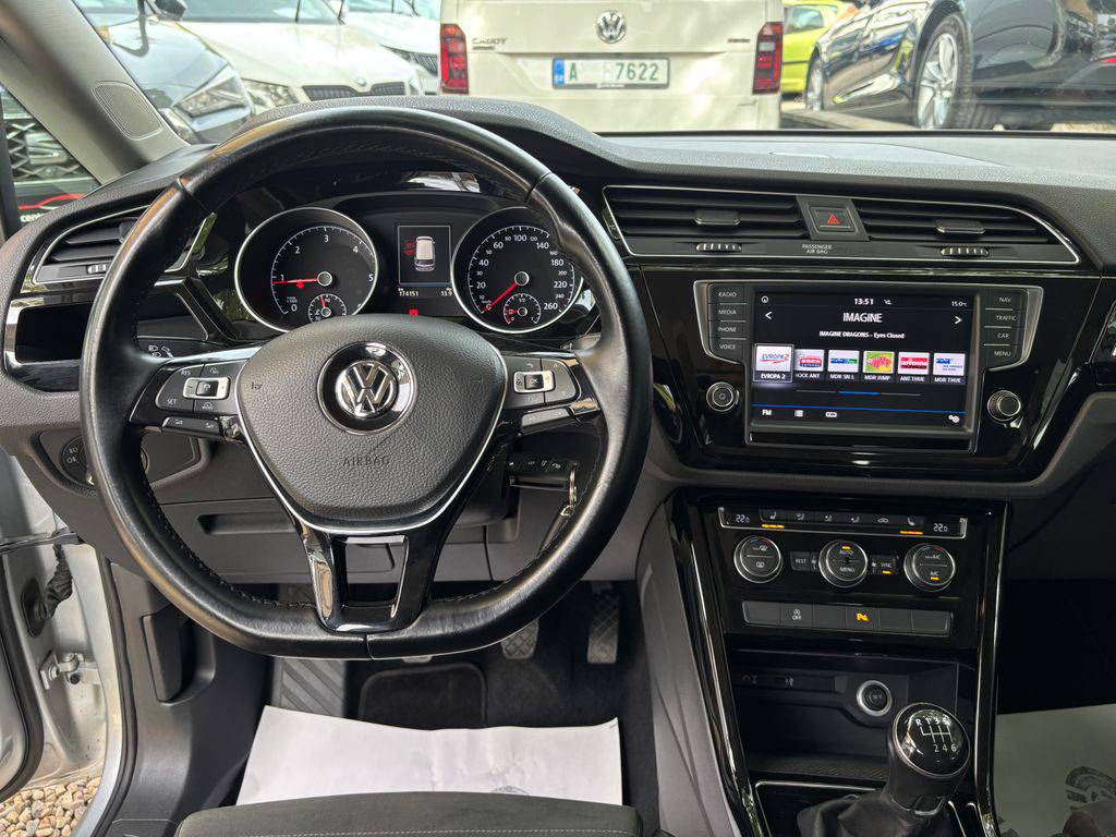 Volkswagen Touran 2.0TDi/2017/7MÍST.MAN6.110KW-Z