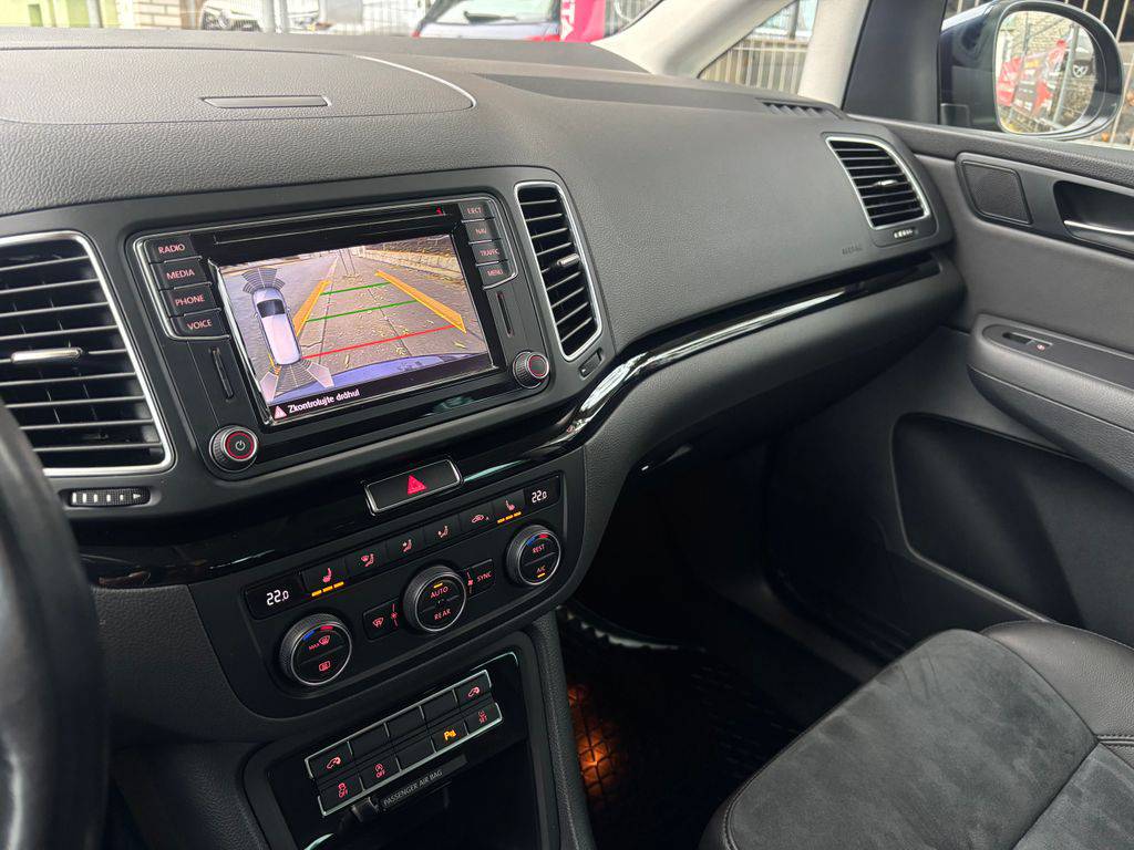 Volkswagen Sharan 2.0TDi/135kW/2017/DSG/Highline/ZÁRUKA