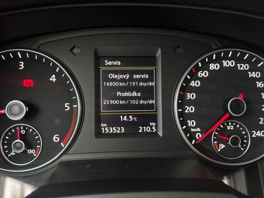 Volkswagen Sharan 2.0TDi/135kW/2017/DSG/Highline/ZÁRUKA