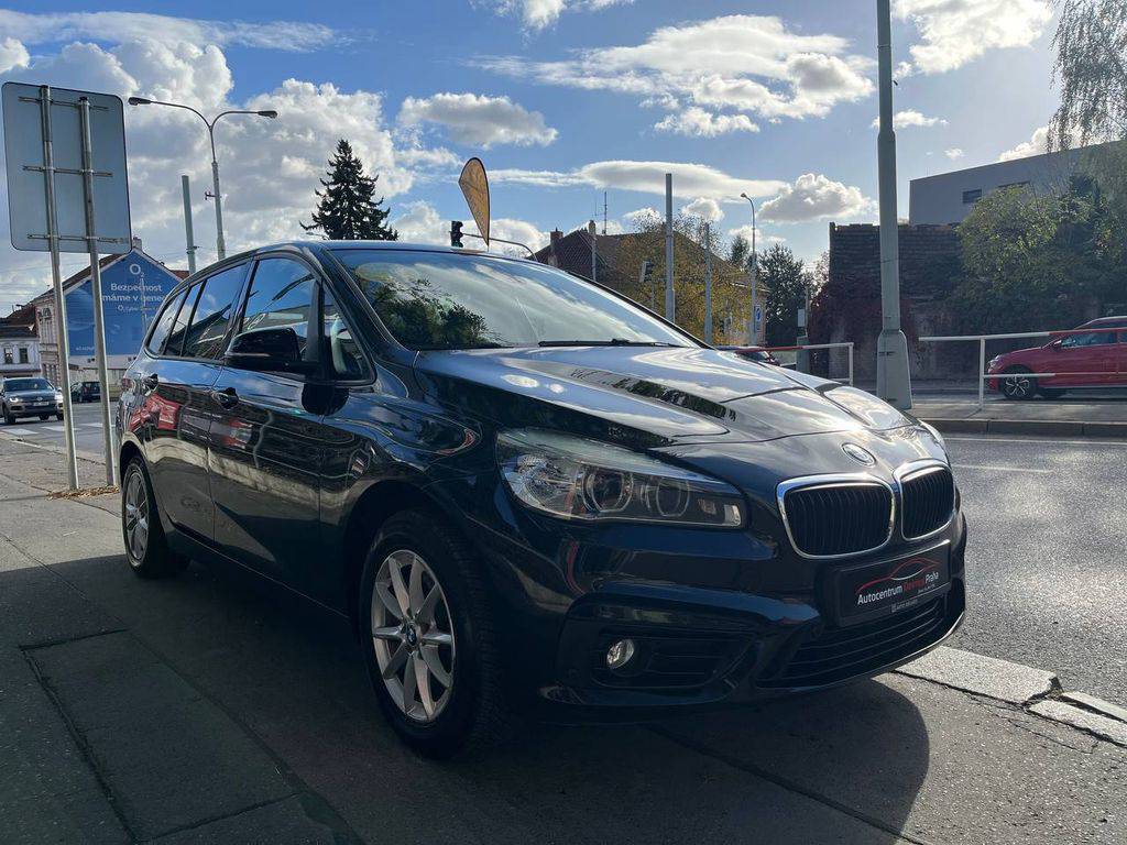 BMW 218 218d-110KW/2017/1MAJ-AT-SERVIS