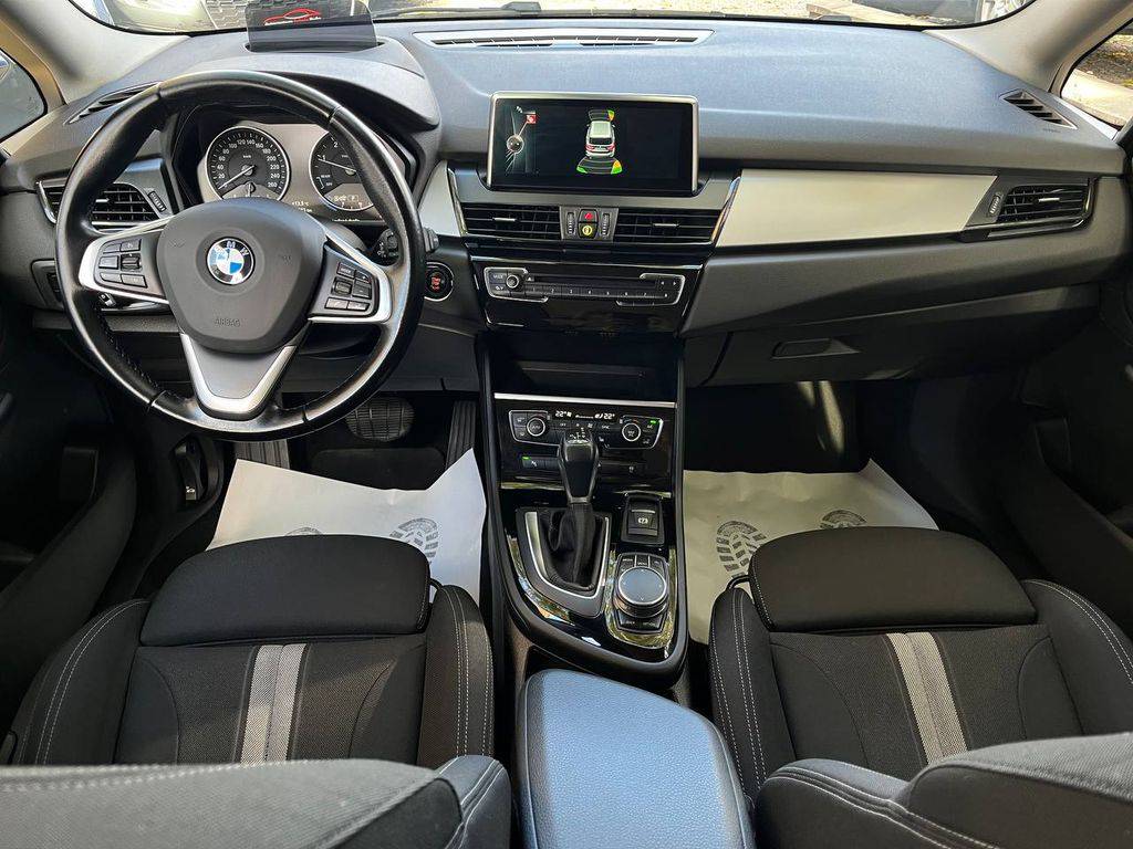BMW 218 218d-110KW/2017/1MAJ-AT-SERVIS