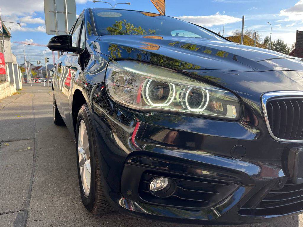 BMW 218 218d-110KW/2017/1MAJ-AT-SERVIS