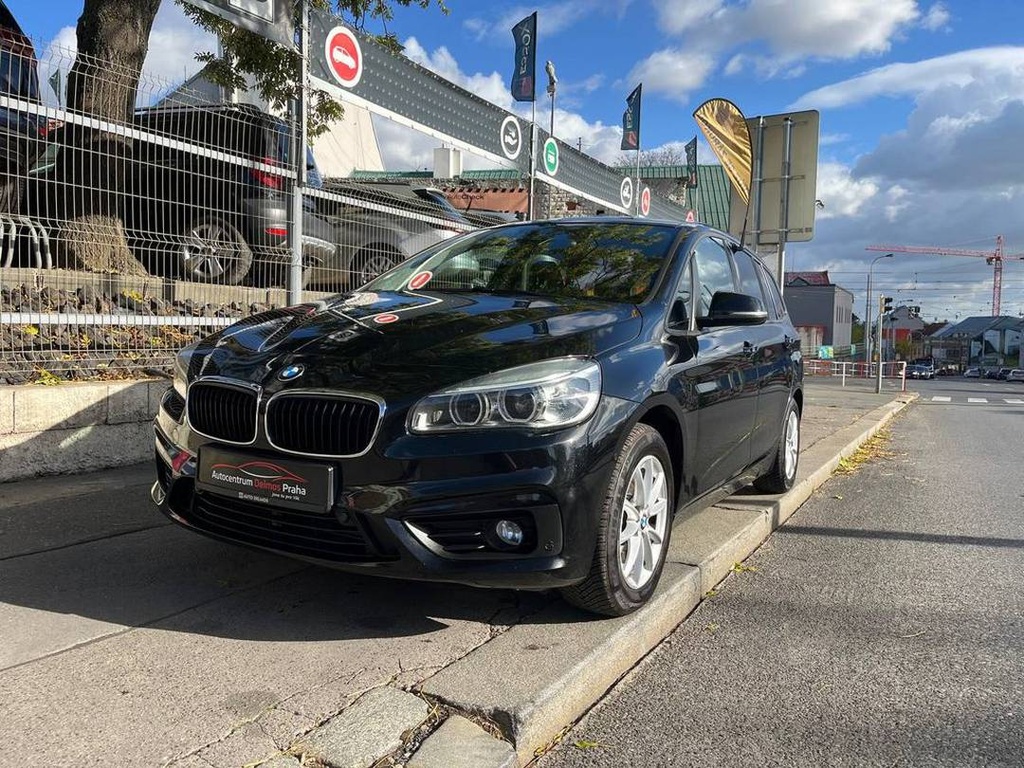 BMW 218 218d-110KW/2017/1MAJ-AT-SERVIS
