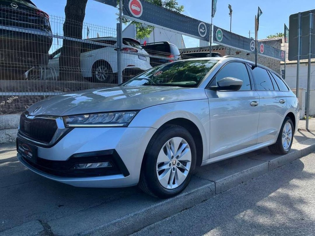 Škoda Octavia 2.0TDI-85KW/2022/1M,WEBASTO-ZÁRUKA