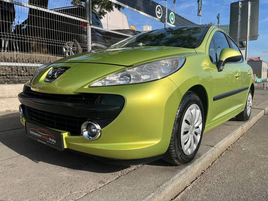 Peugeot 207 1.6i 80KW/2007/PANORAMA-KŮŽE